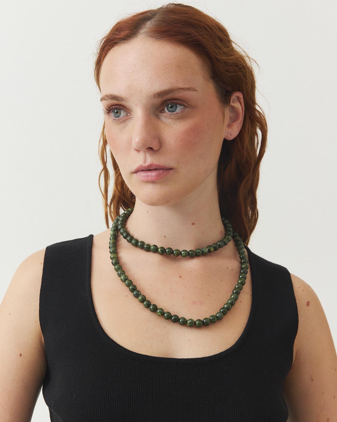 COLLAR CUENTAS BOLAS RESINA