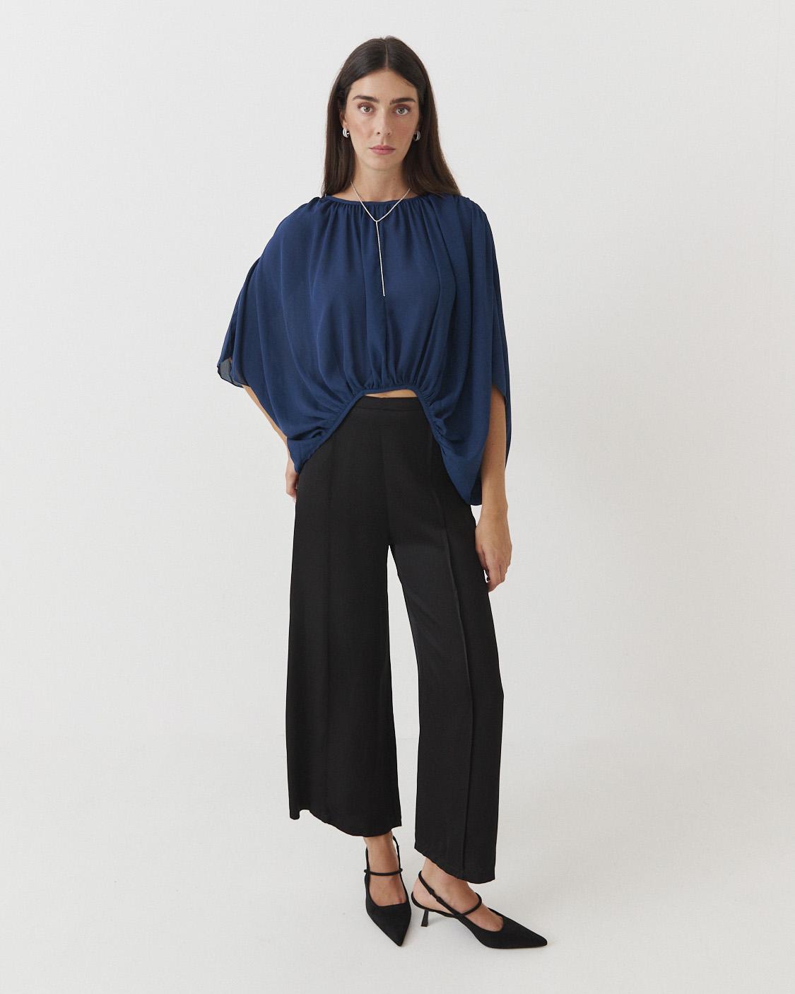 BLUSA FLUIDA SEMITRANSPARENTE