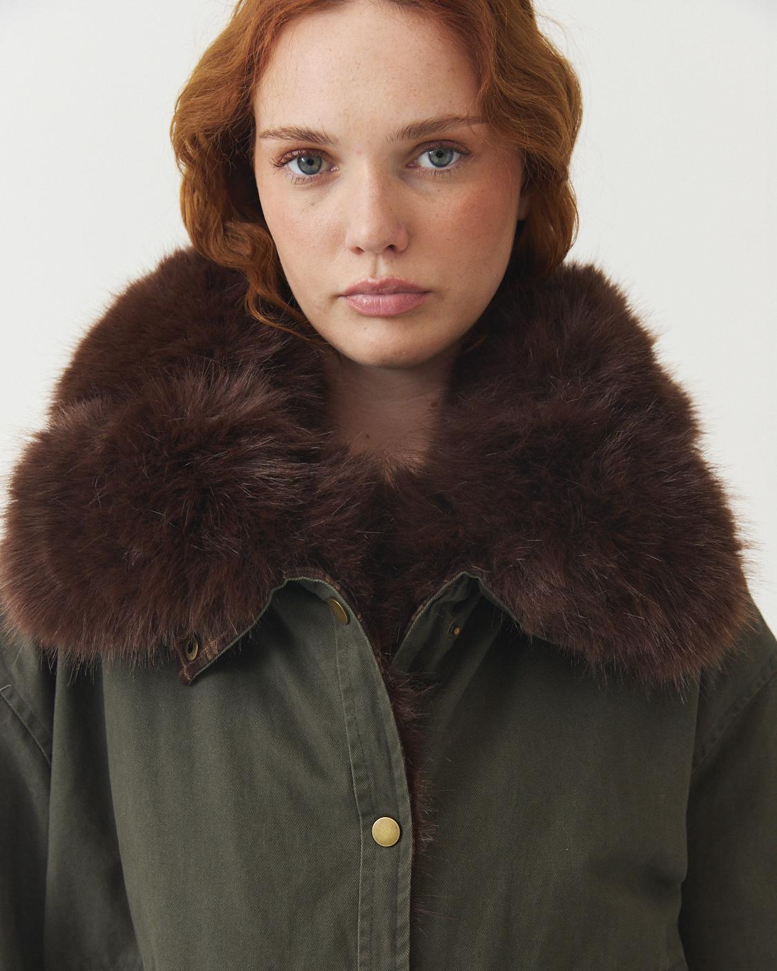 CHAQUETA ACOLCHADA CUELLO PELO