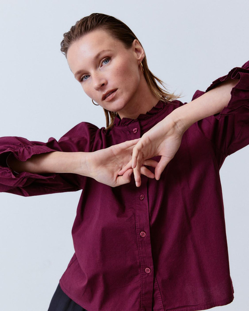 RUFFLED COLLAR SHIRT