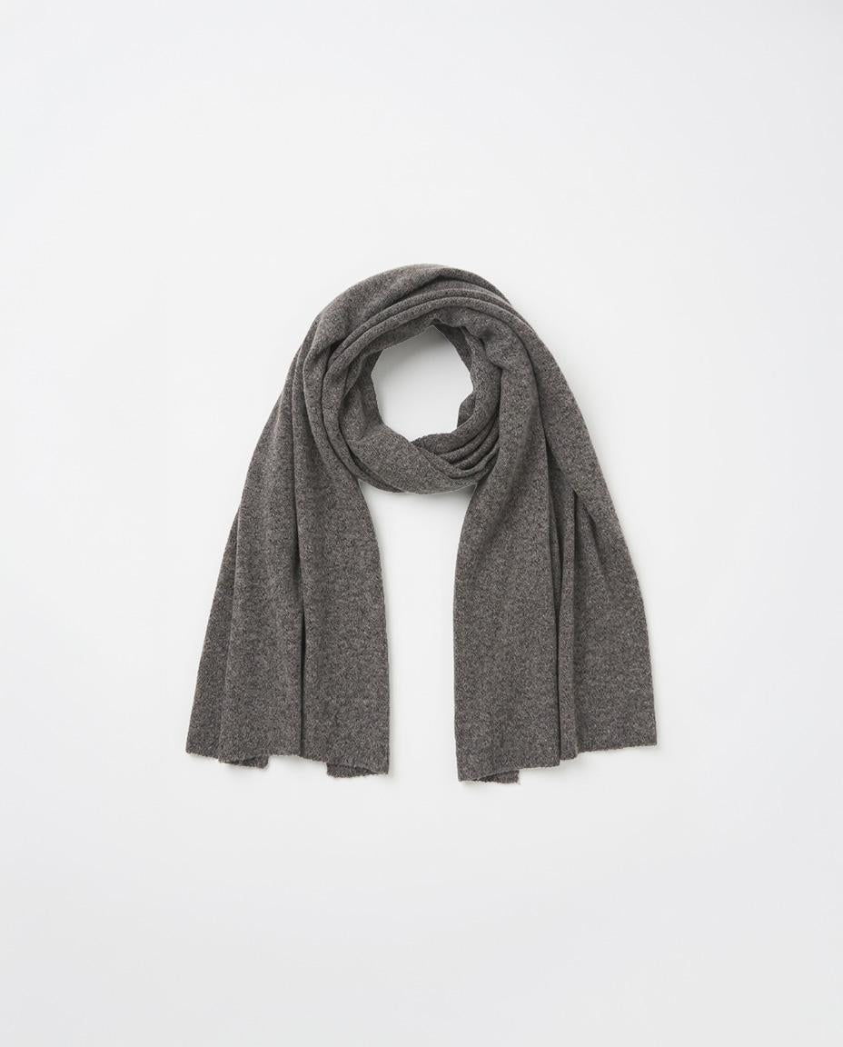 KNITTED SCARF