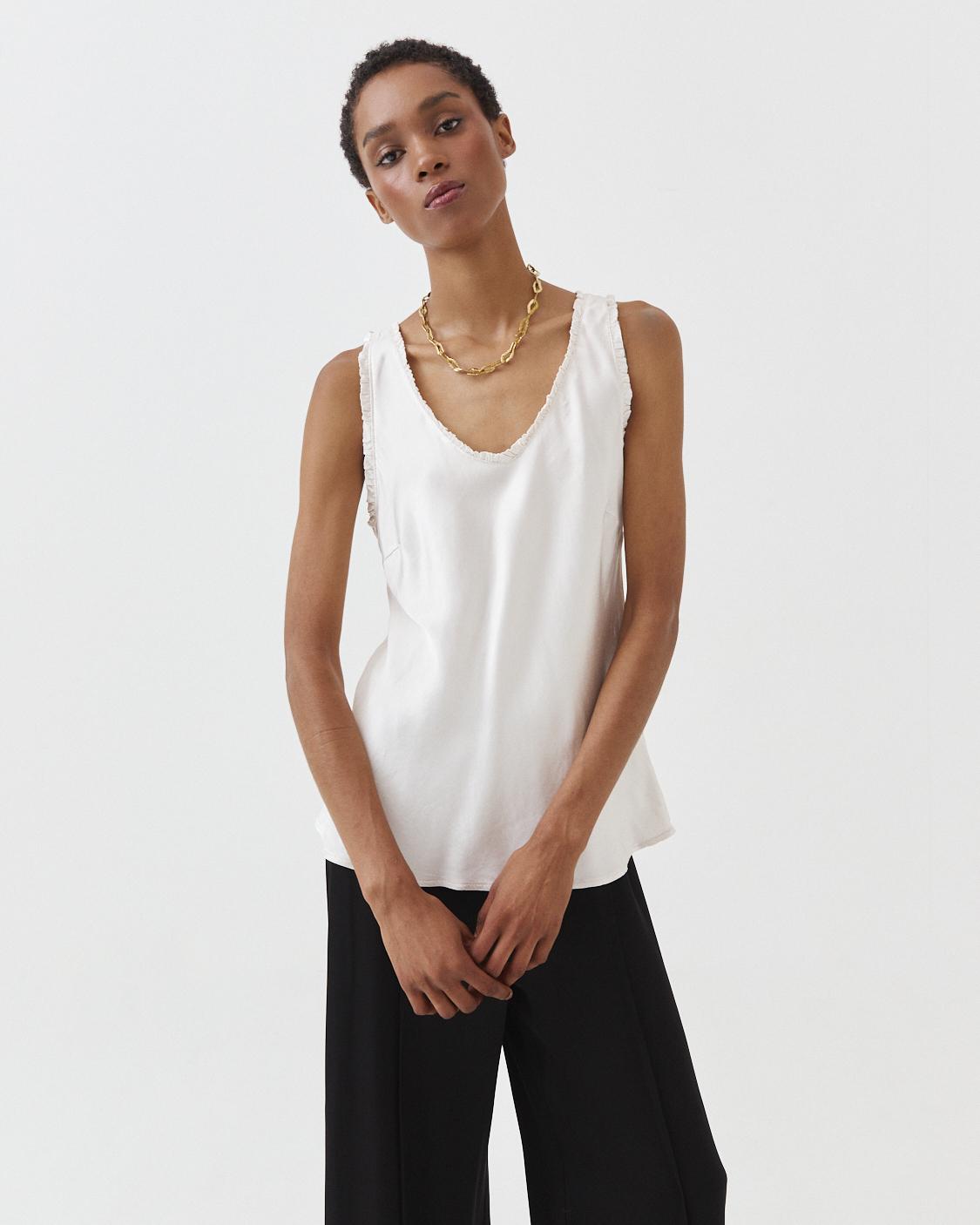 TOP CUELLO PICO