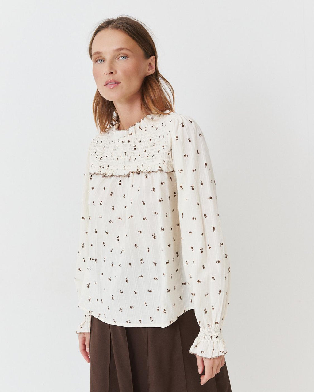 LONG SLEEVE SMOCKED BLOUSE
