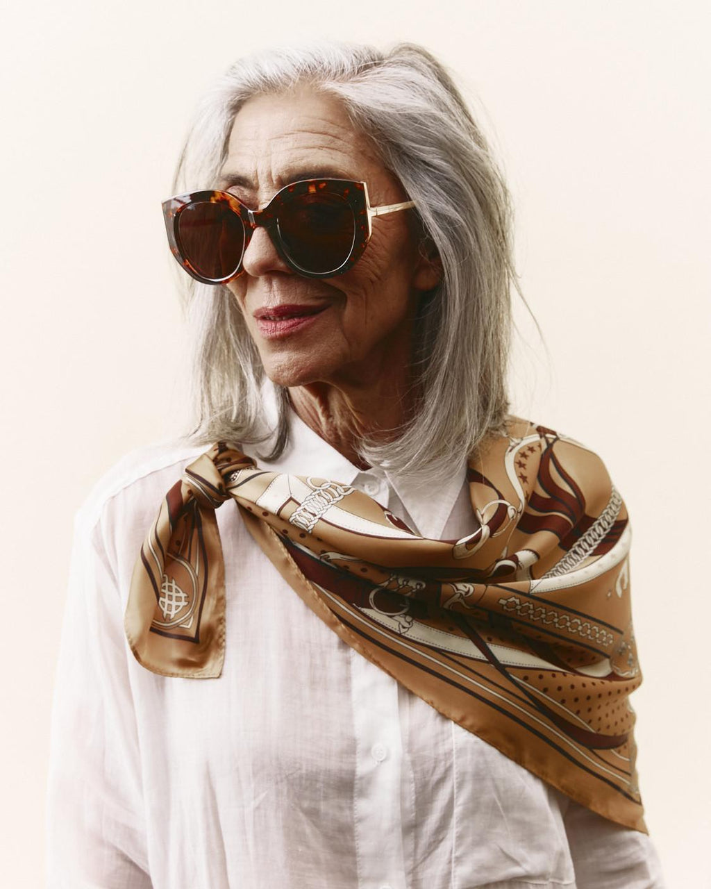 SQUARE SUNGLASSES