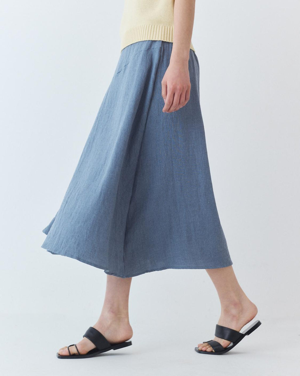 STRUCTURED A-LINE SKIRT