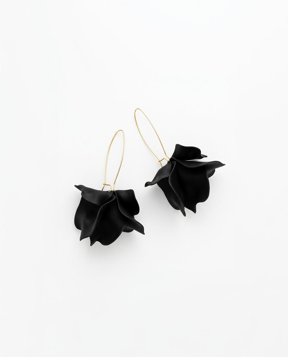 PENDIENTES COLGANTES PÉTALOS