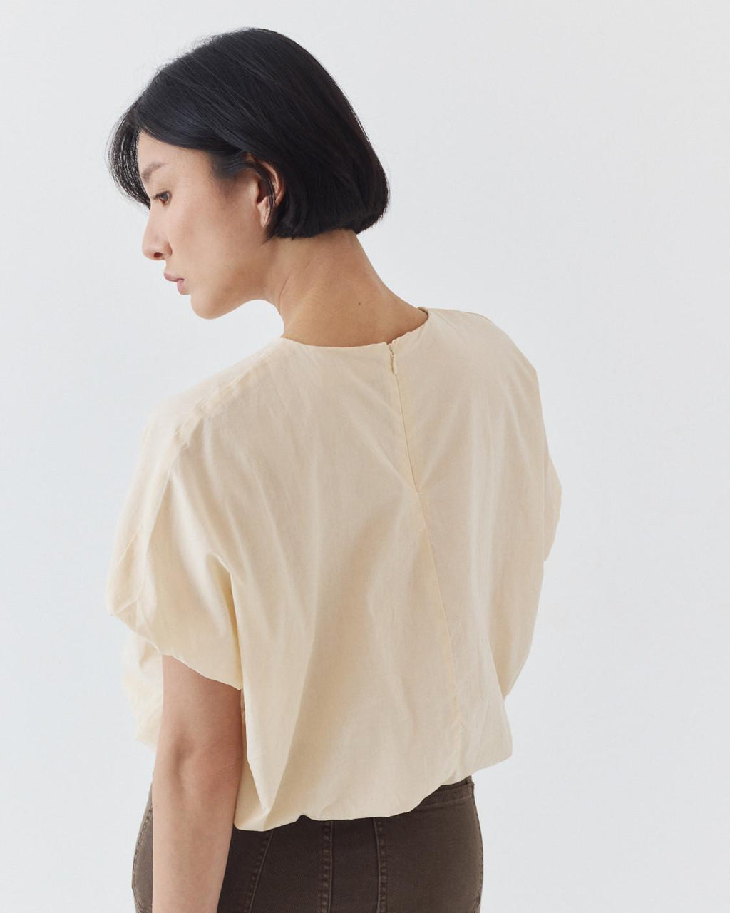 BLUSA ABULLONADA
