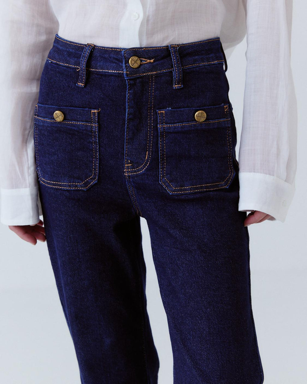 JEANS REGULAR FIT BOLSILLOS