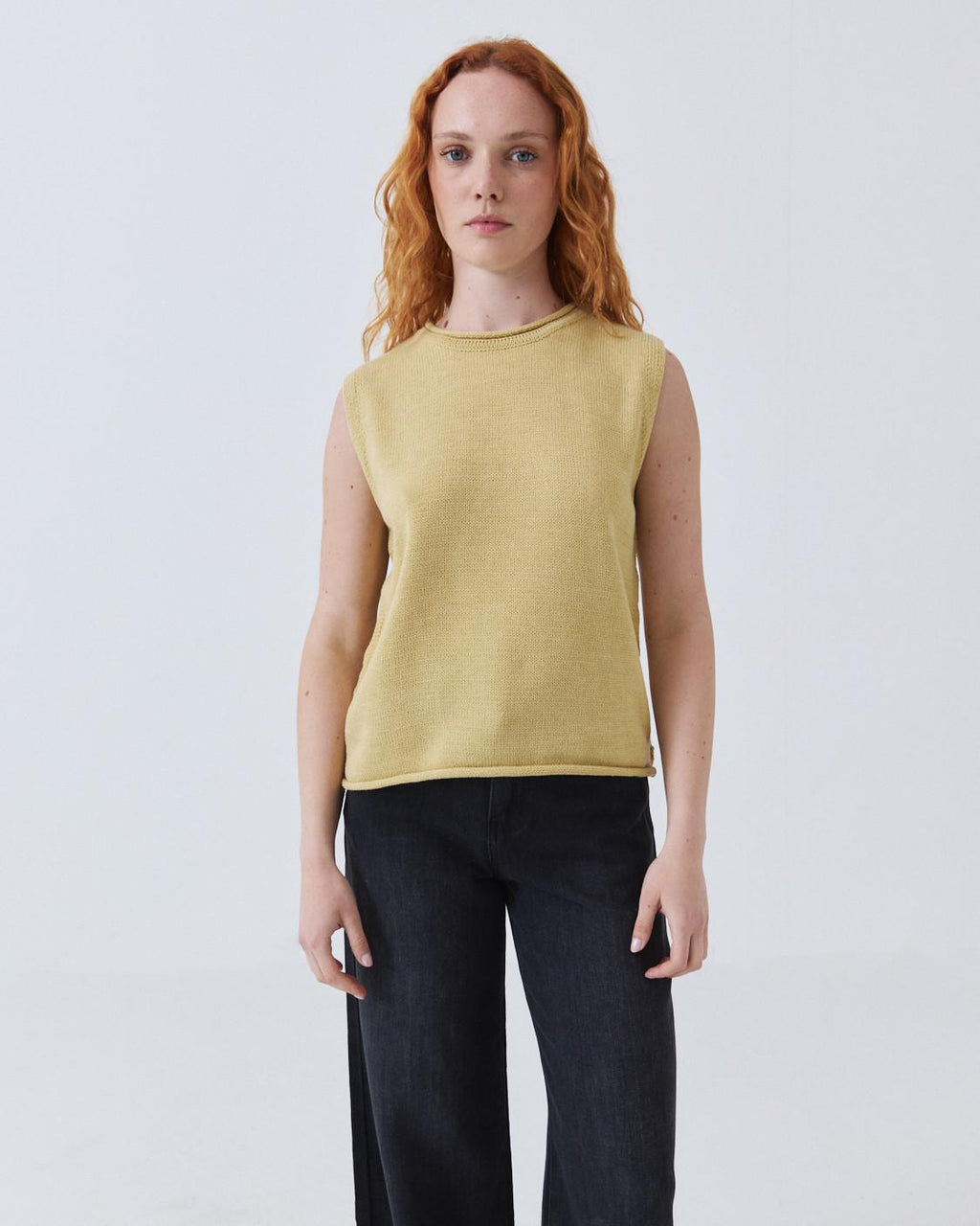 SIDE-BUTTON KNIT VEST
