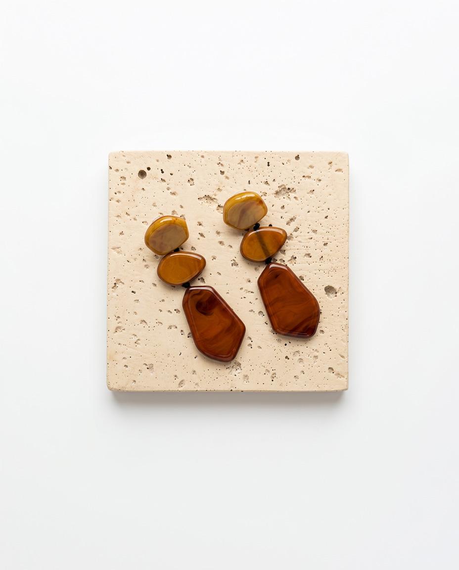 PENDIENTES GEOMÉTRICOS RESINA