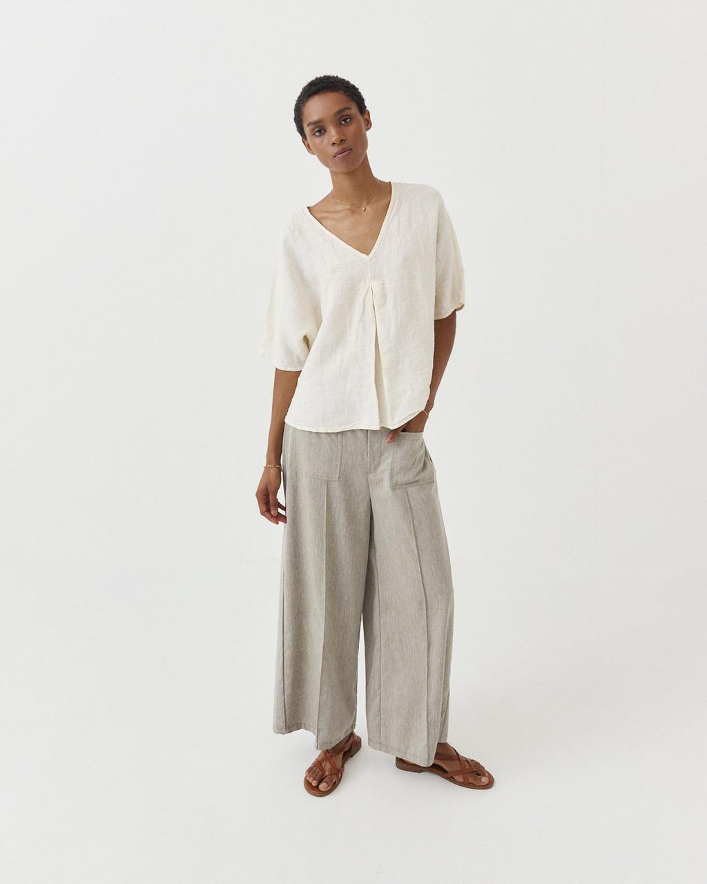 V-NECK LINEN BLOUSE