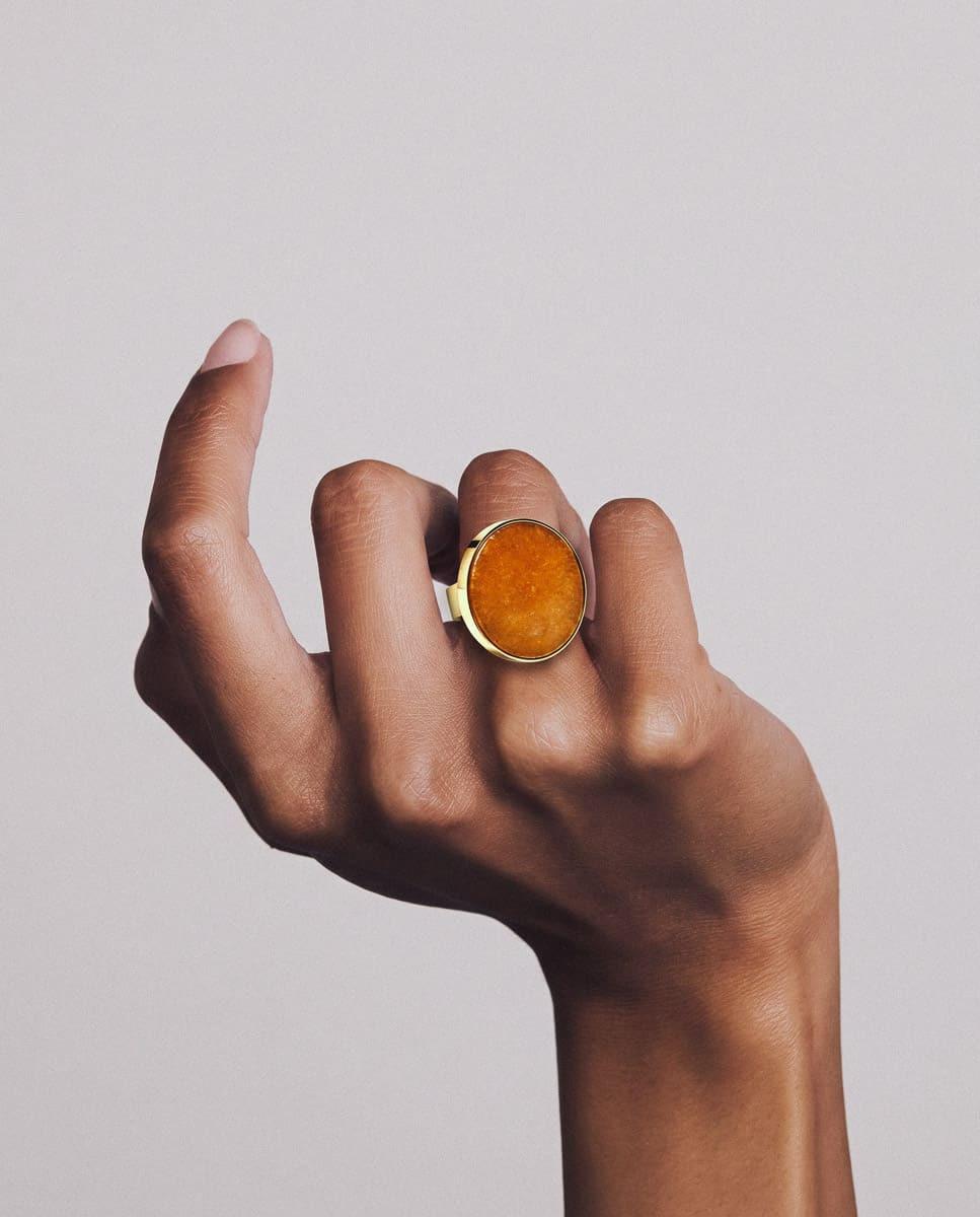 STONE EFFECT CIRCULAR RING