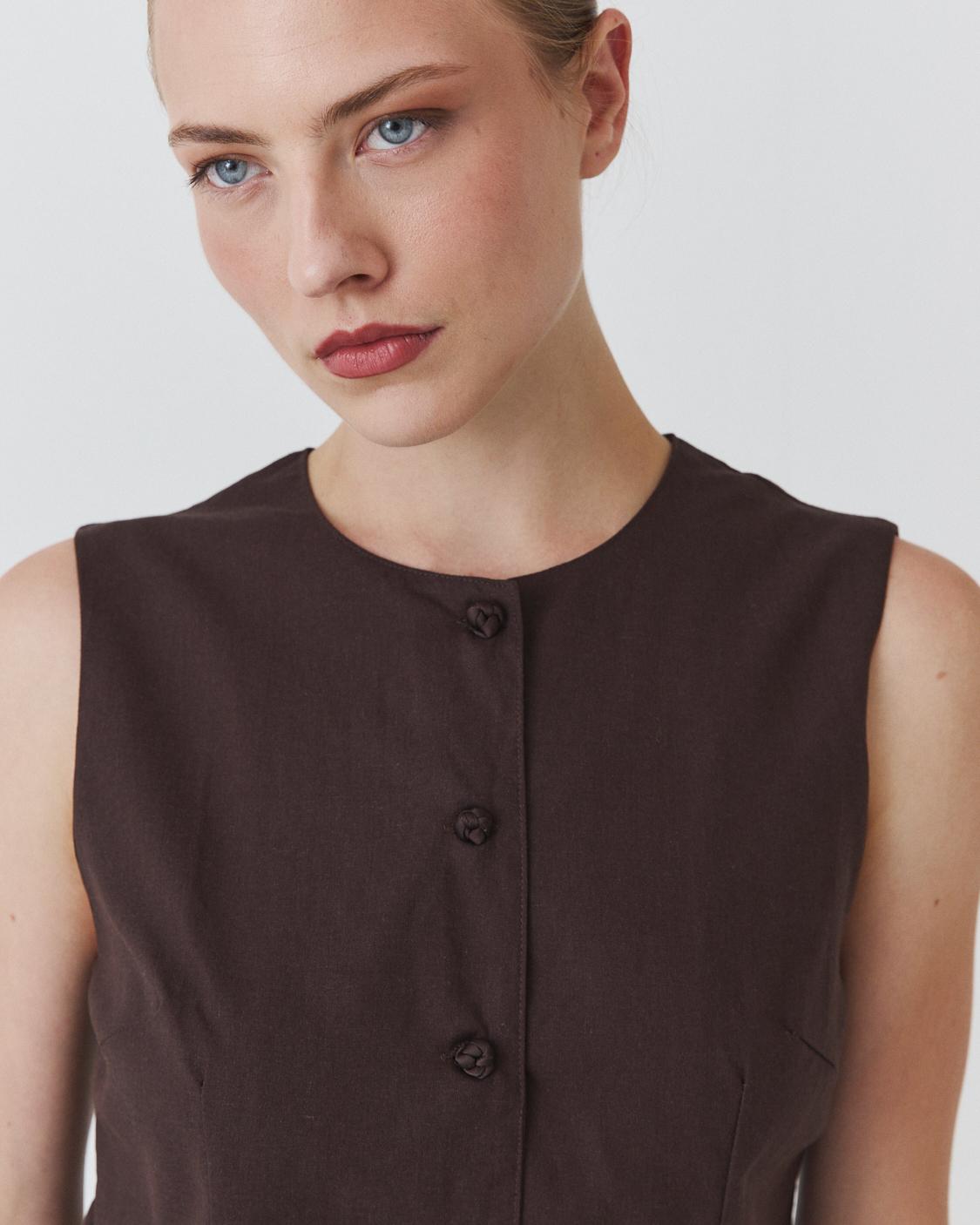 FABRIC BUTTON VEST