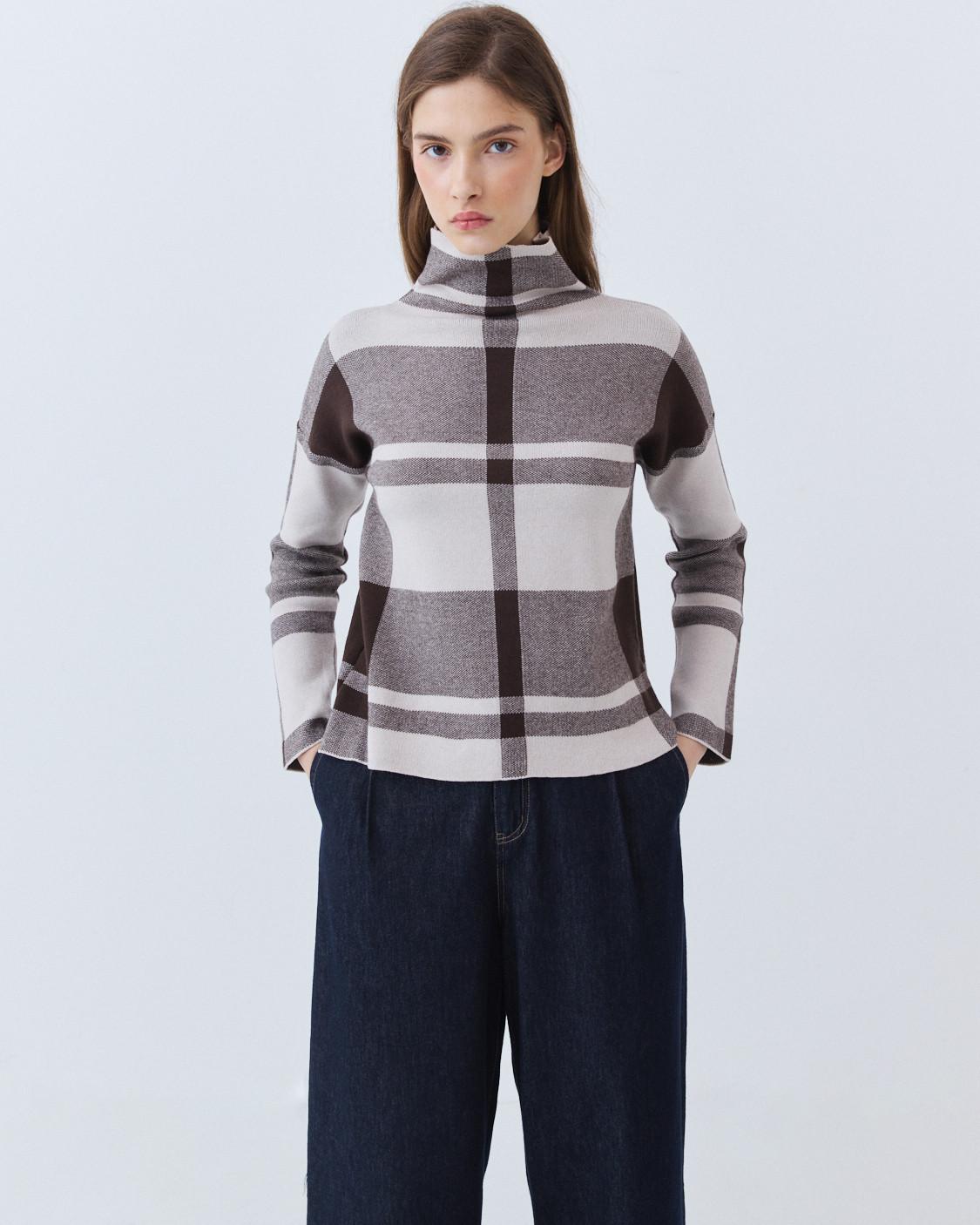 JERSEY CUELLO ALTO CUADROS