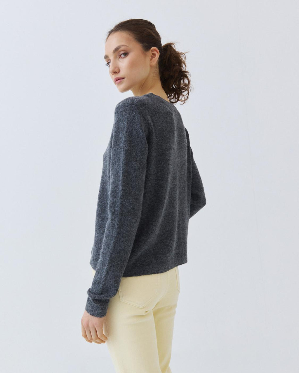 DOUBLE-BREASTED KNIT CARDIGAN