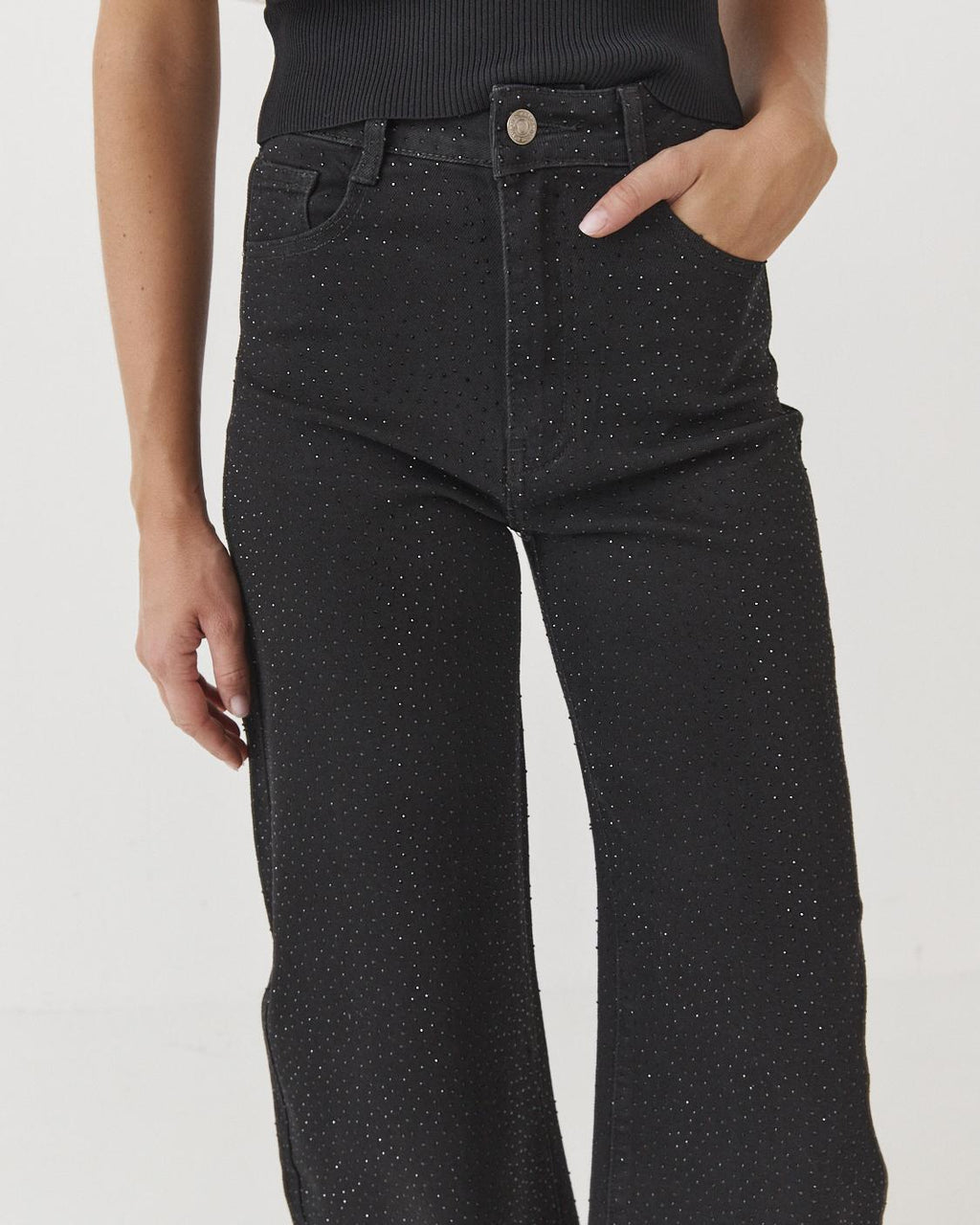 JEANS BALLOON CON BRILLOS