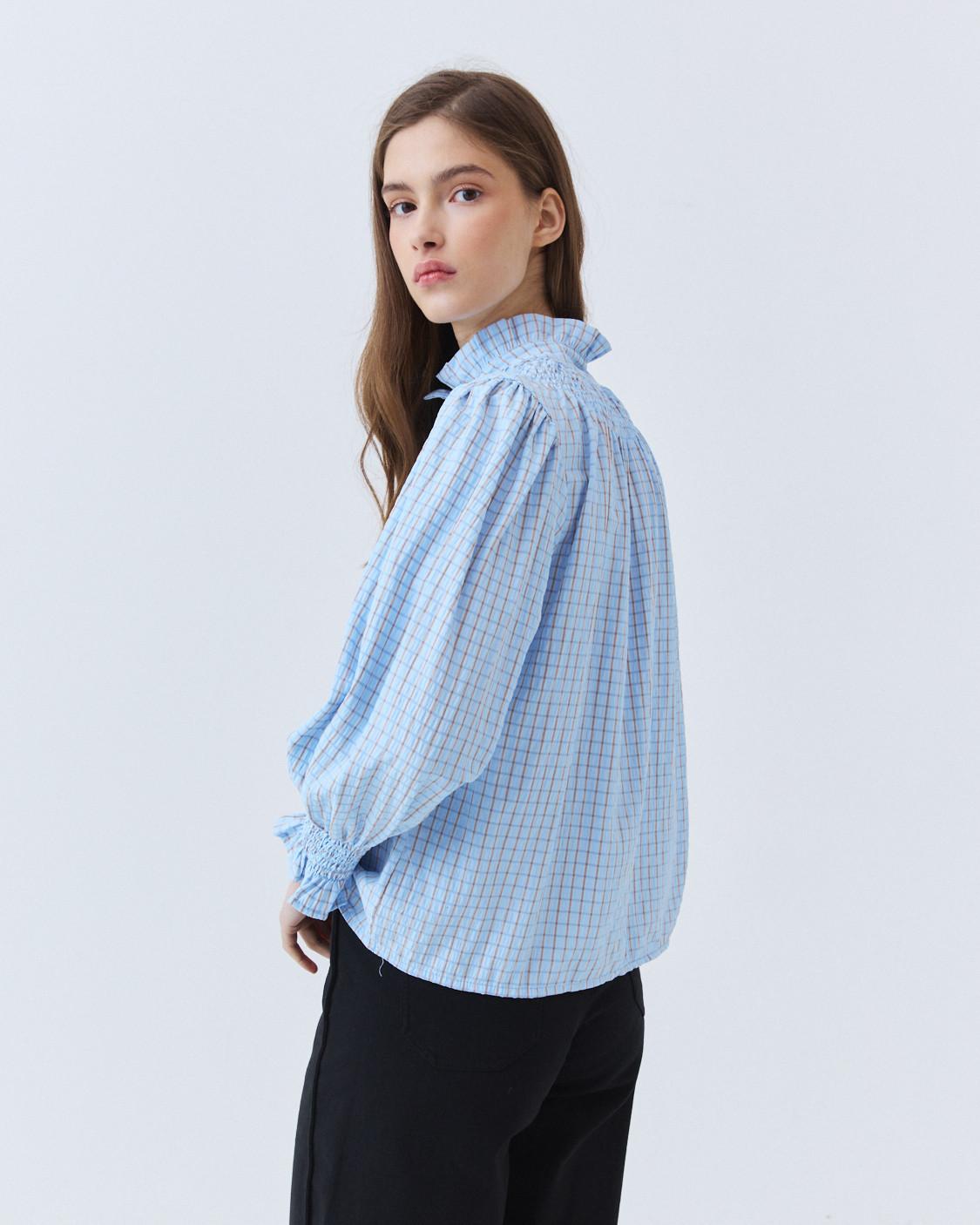 CHECKERED GATHERED-NECK SHIRT