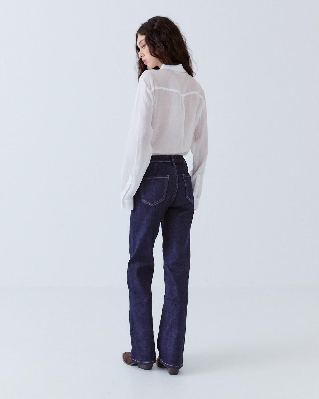 JEANS REGULAR FIT BOLSILLOS