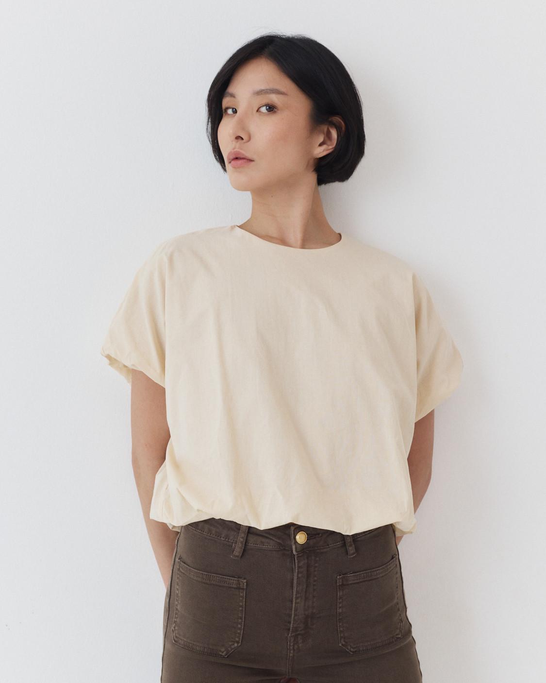 BLUSA ABULLONADA