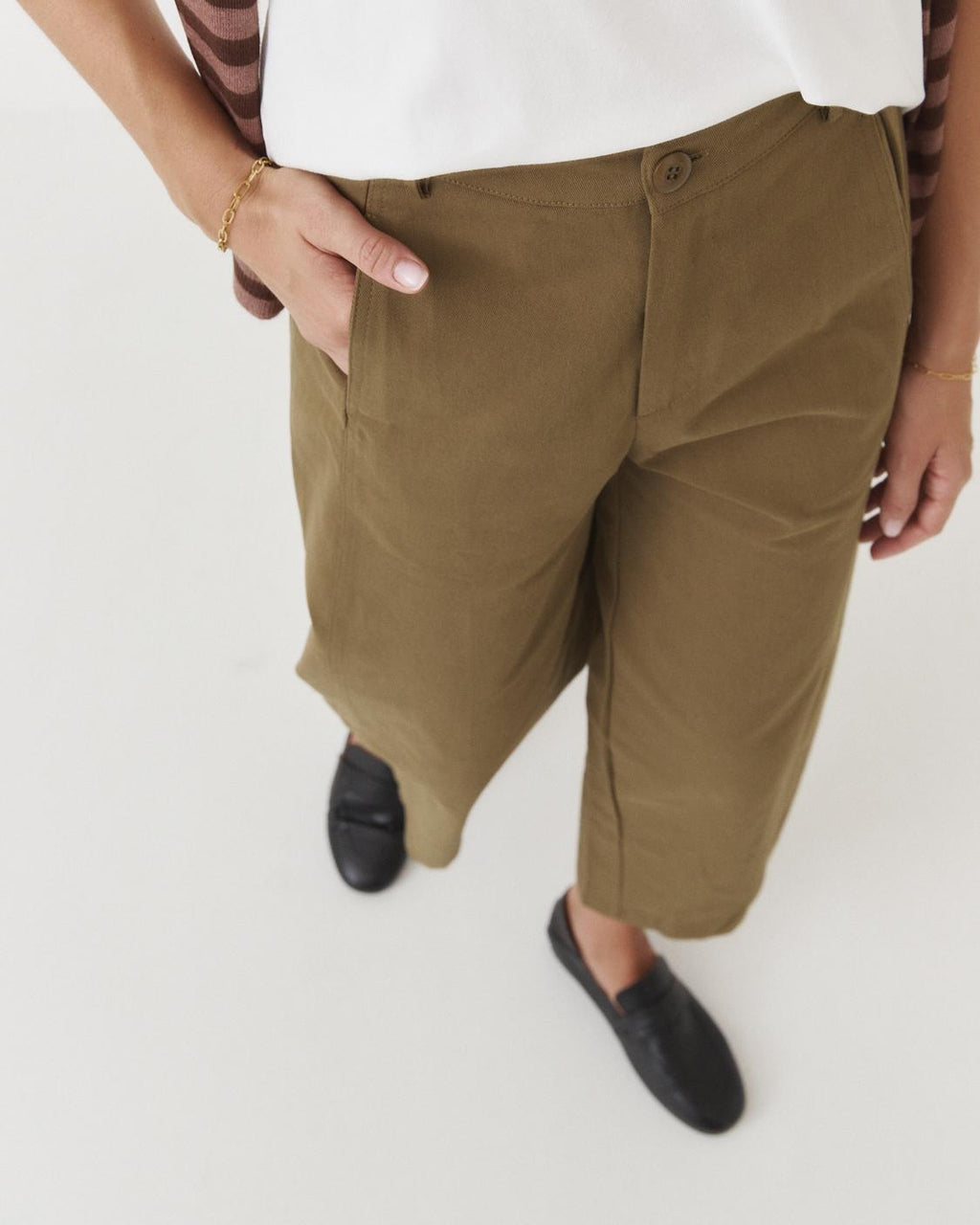 WIDE LEG STITCHED TROUSERS