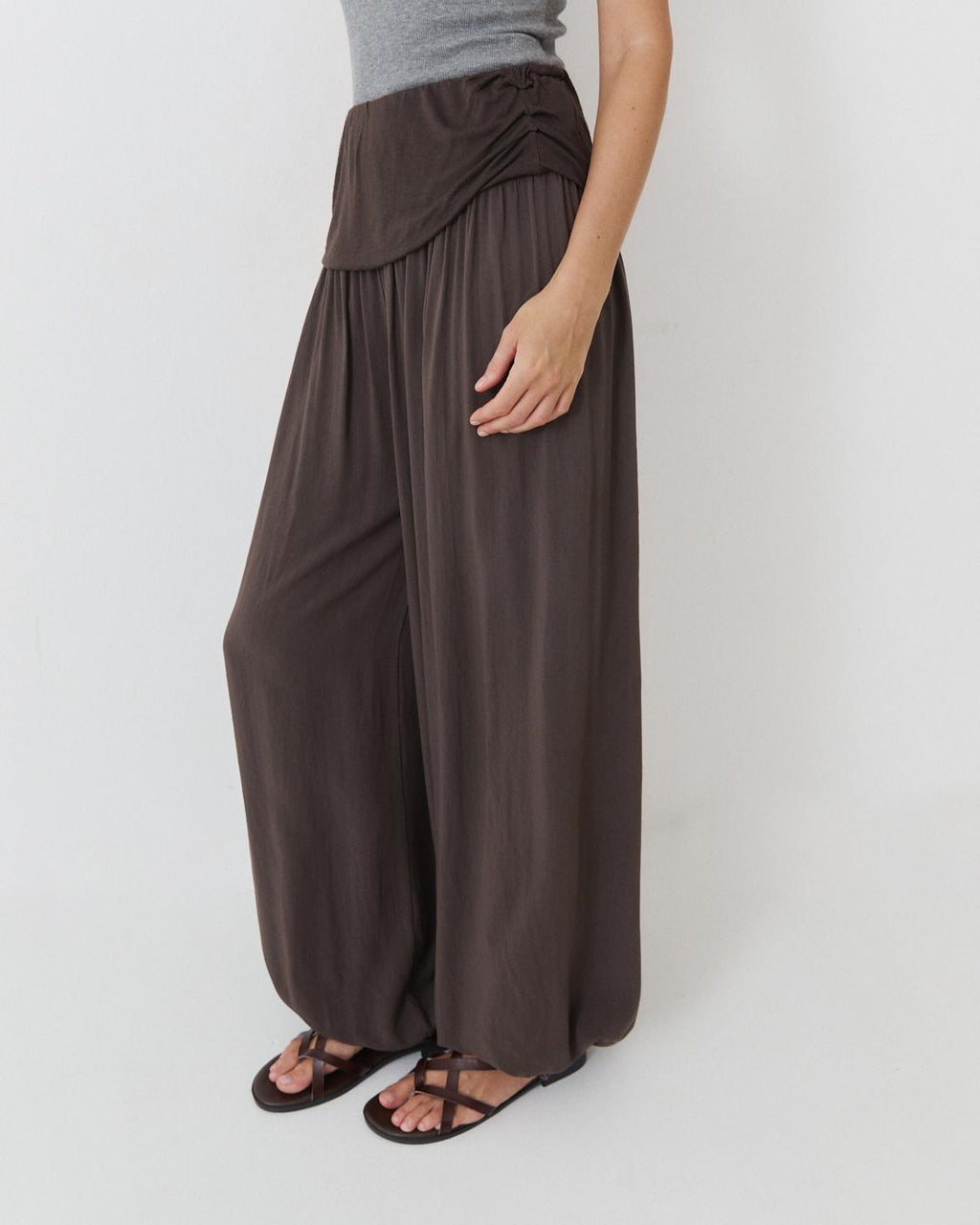 PANTALÓN BOMBACHO CINTURA ANCHA