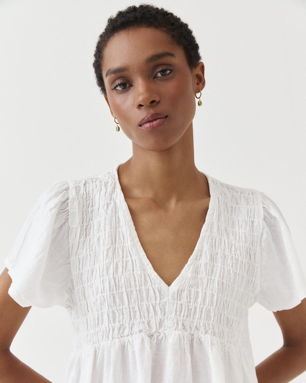 BLUSA DETALLE NIDO ABEJA