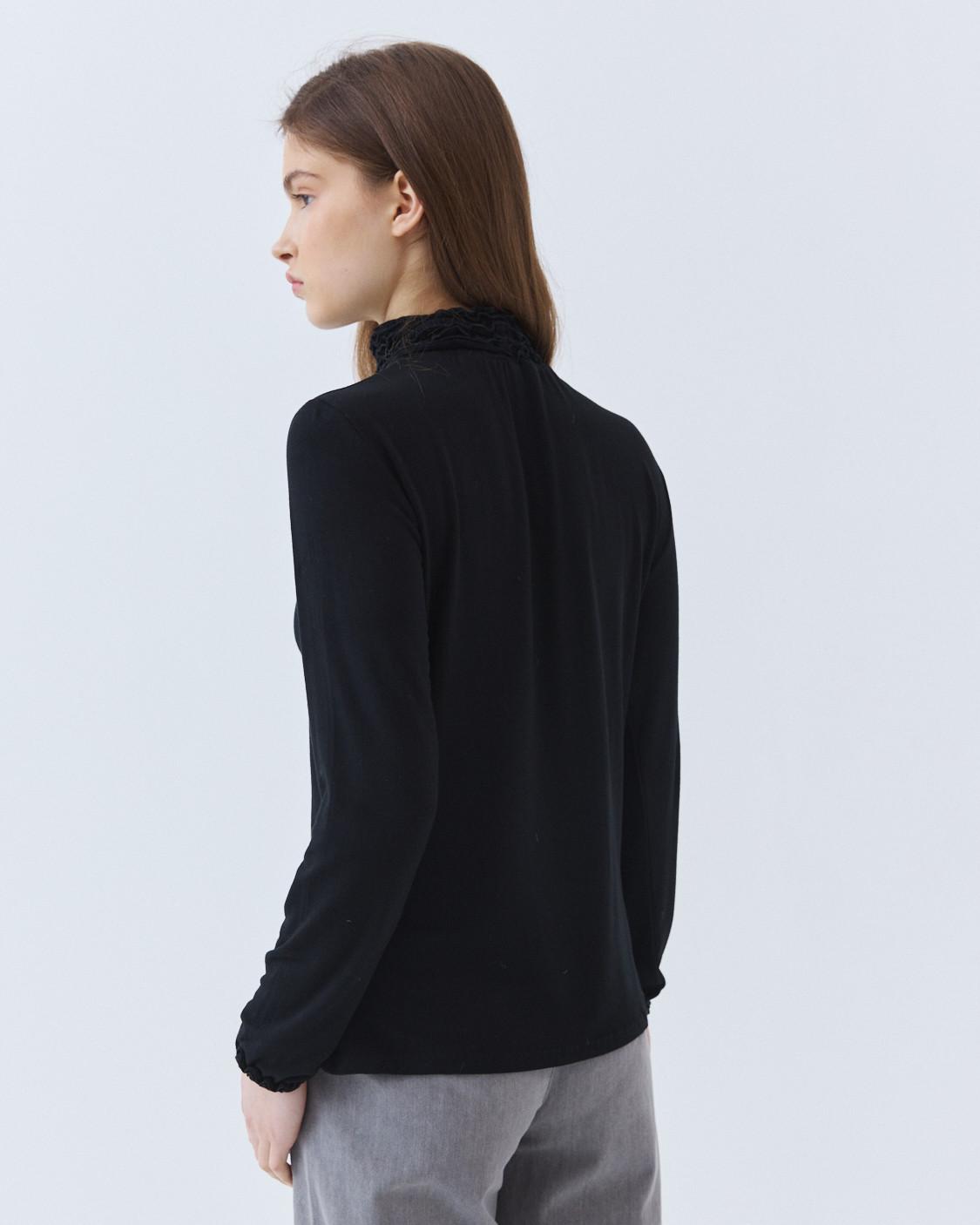 TURTLENECK SHIRT