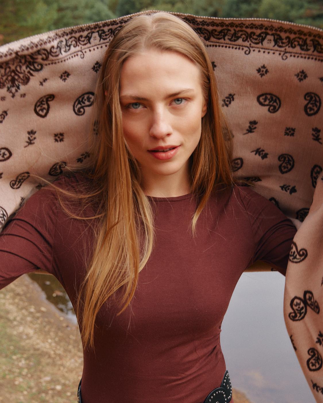 BUFANDA ESTAMPADA PAISLEY