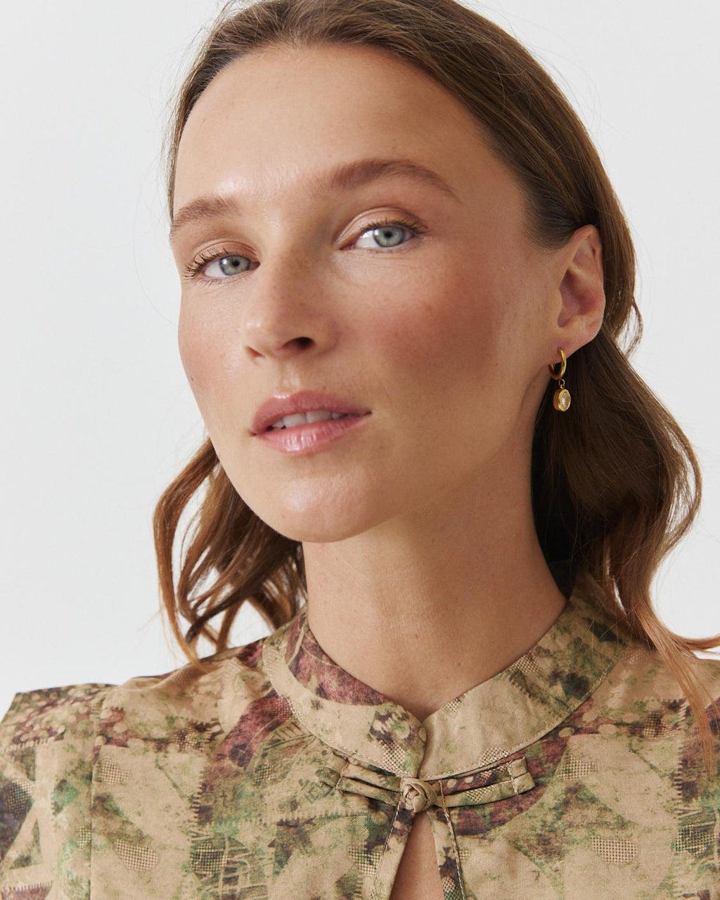 HANGING HOOP EARRINGS
