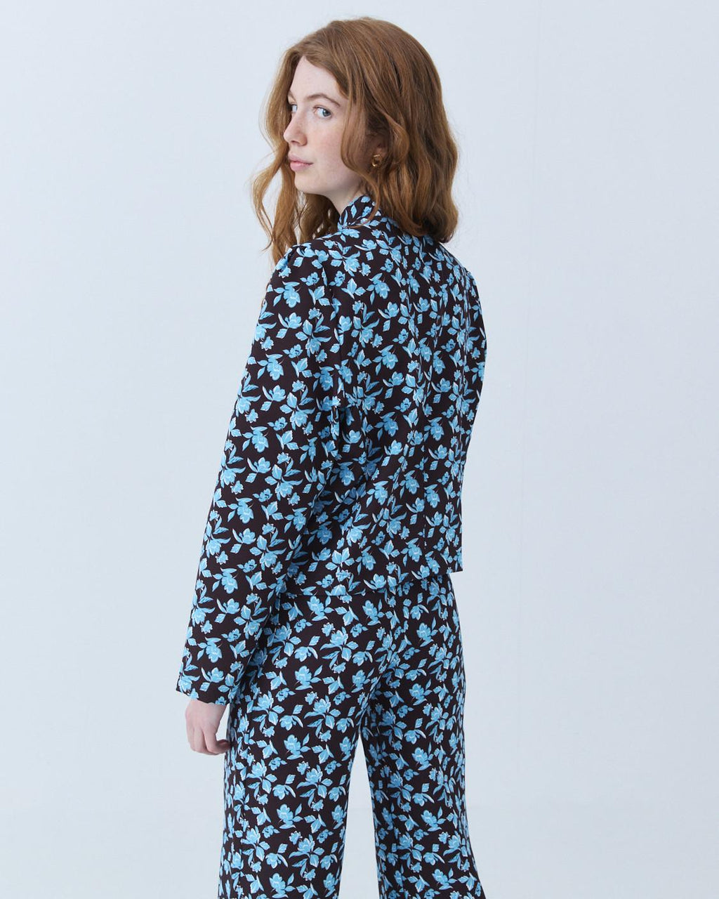 CHAQUETA ESTAMPADA CUELLO MAO