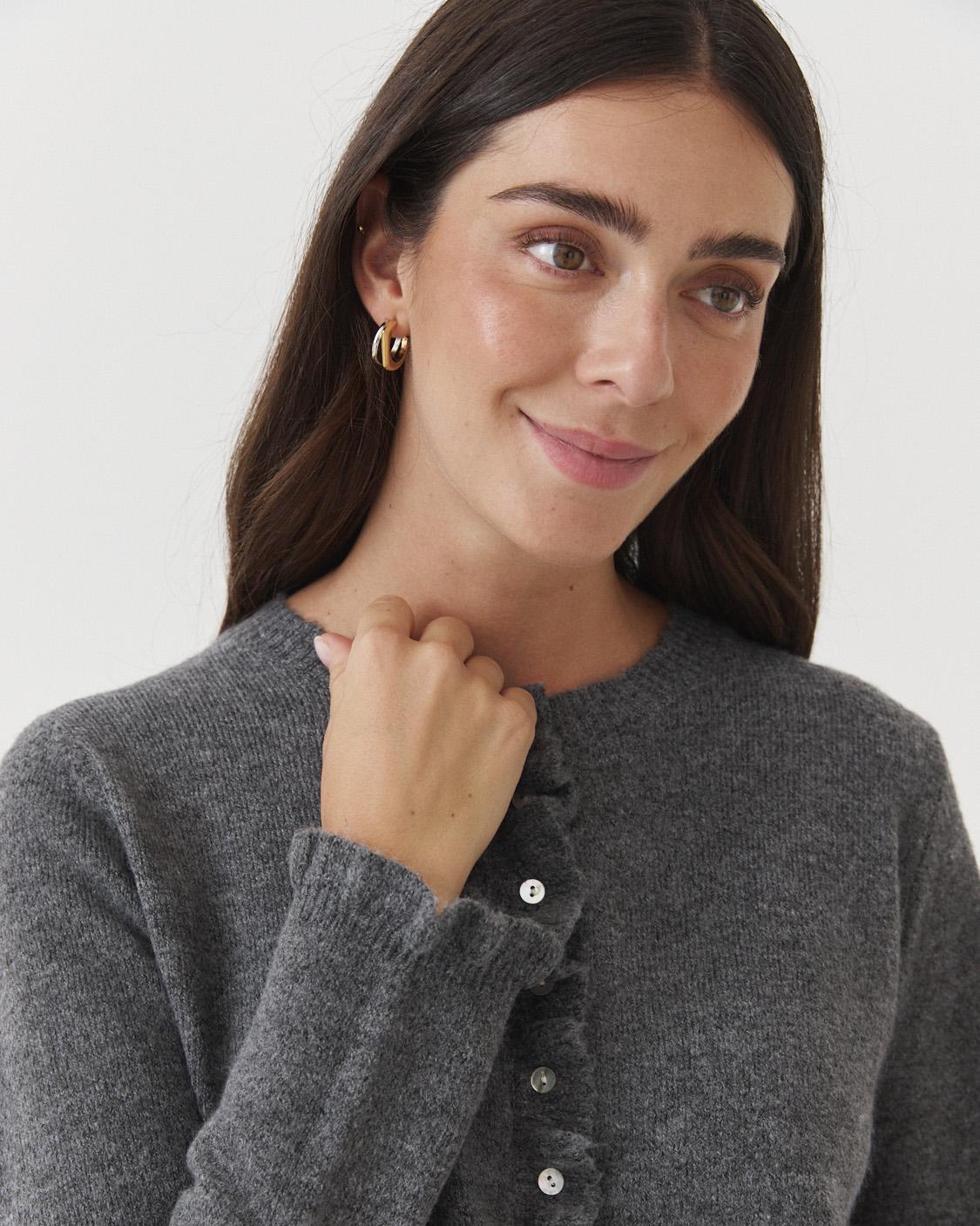 RUFFLED KNIT CARDIGAN