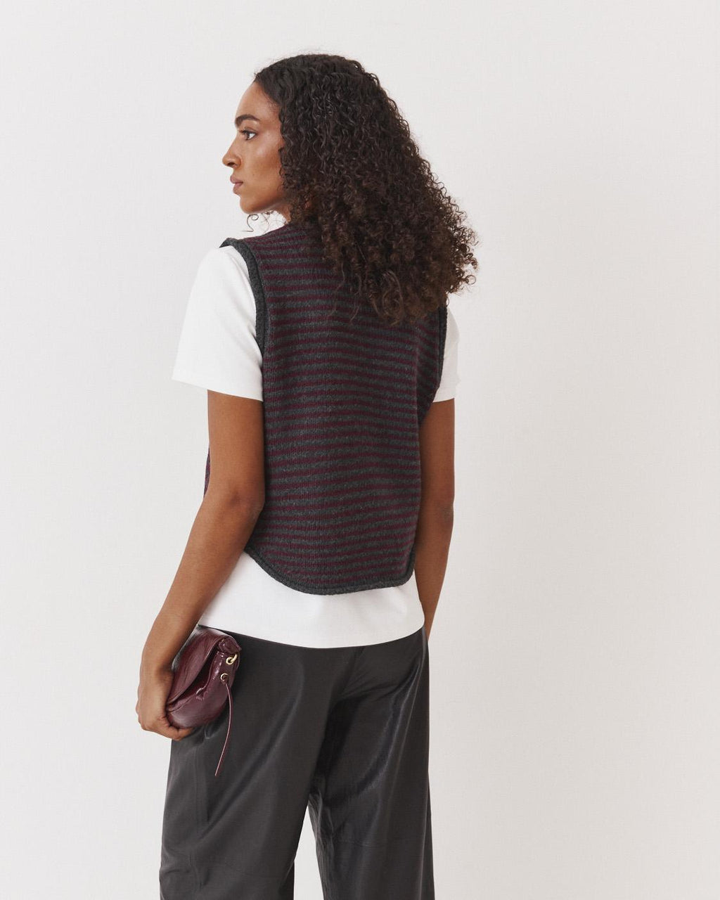 STRIPED CREW NECK VEST