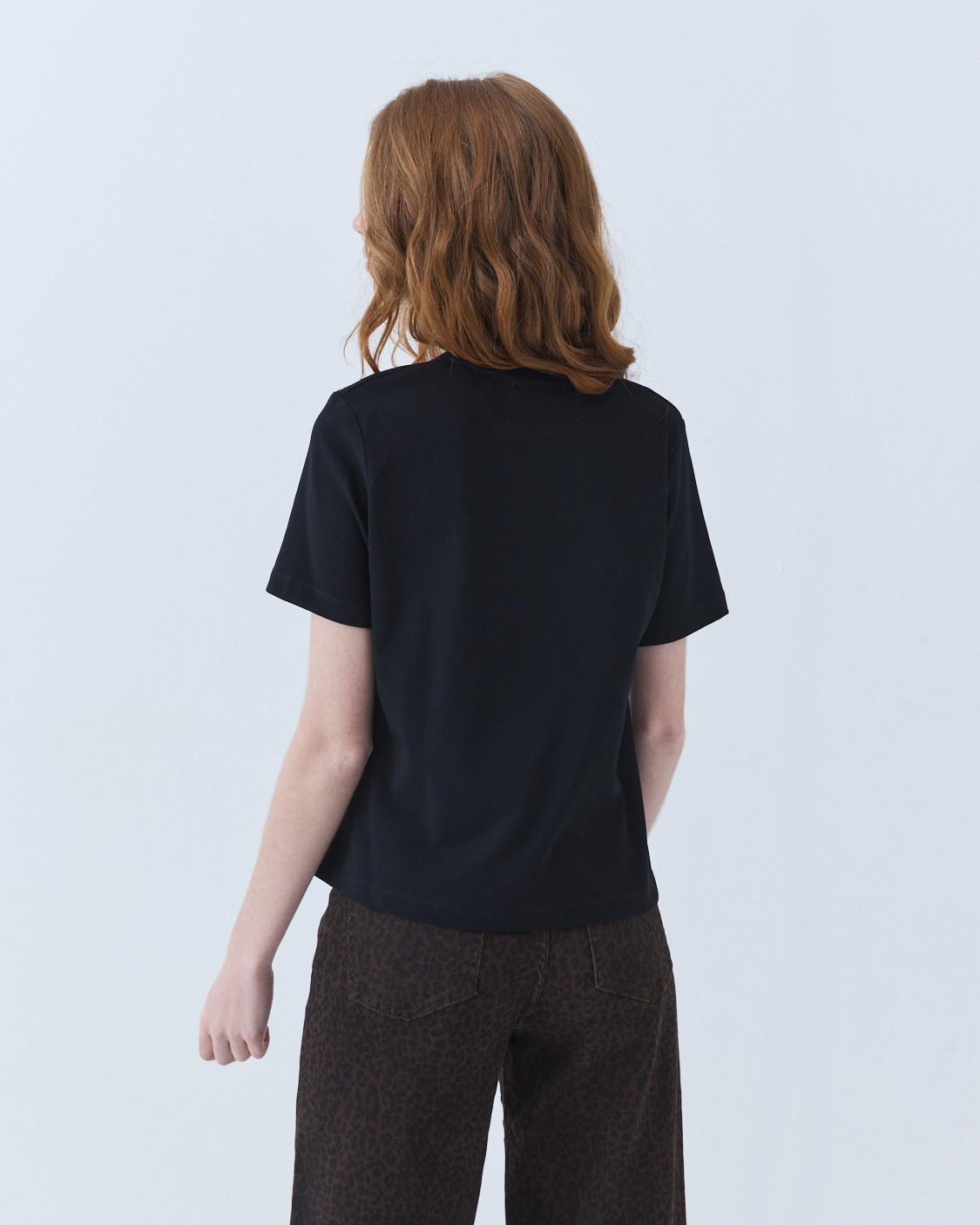 SHORT SLEEVE T-SHIRT