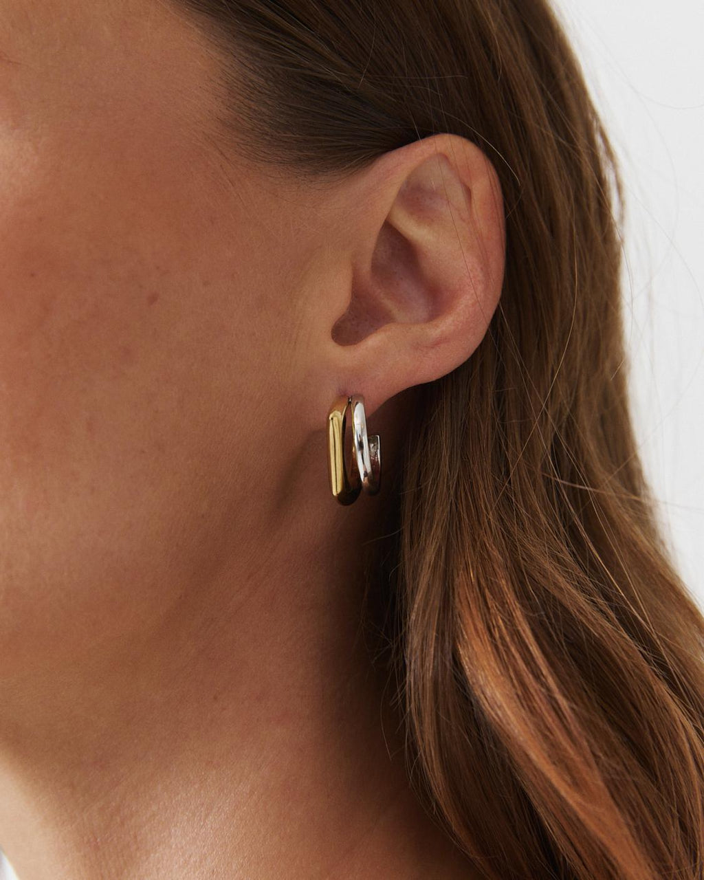 BICOLOR HOOP EARRING