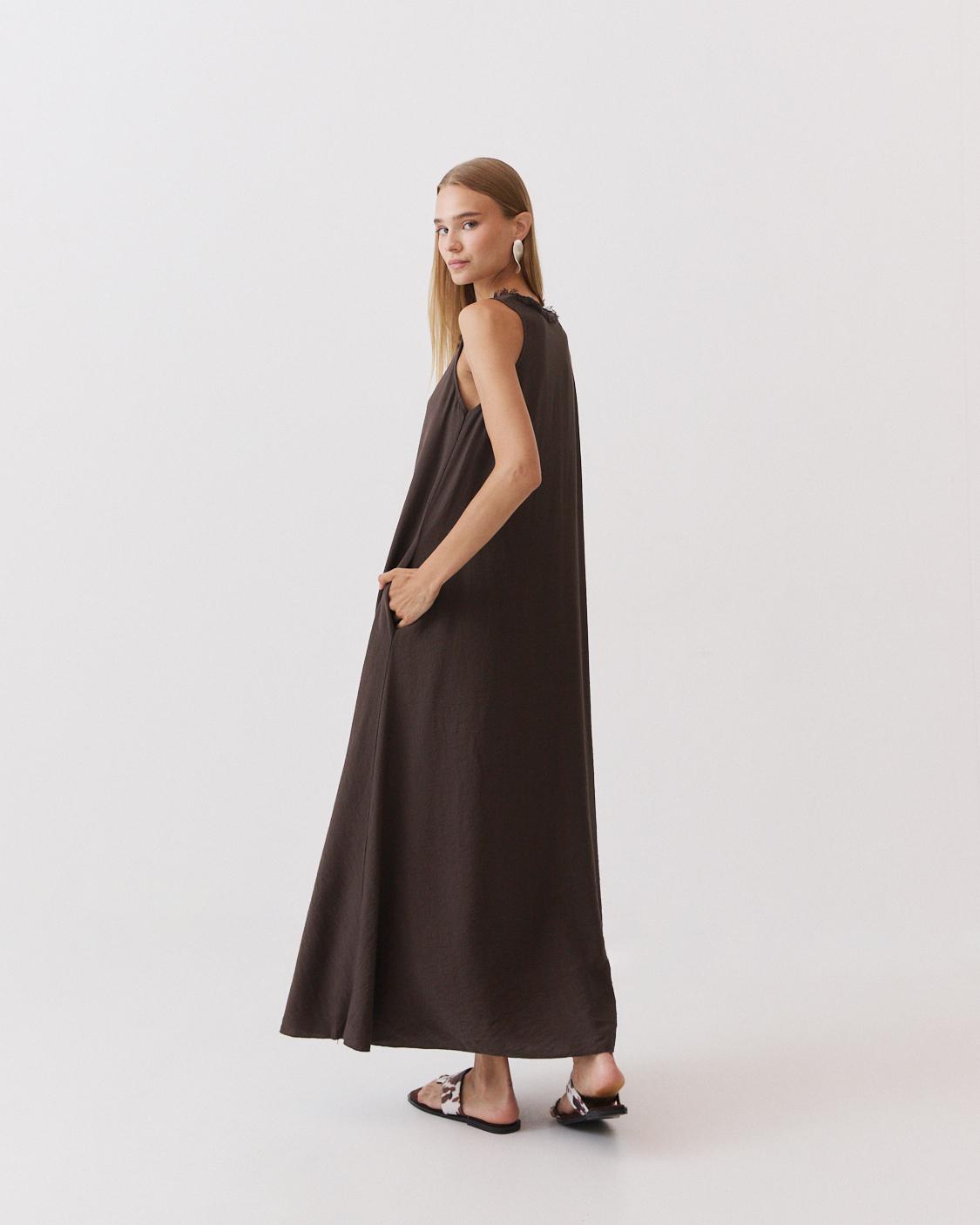 VESTIDO LARGO ESCOTE PICO FLECOS