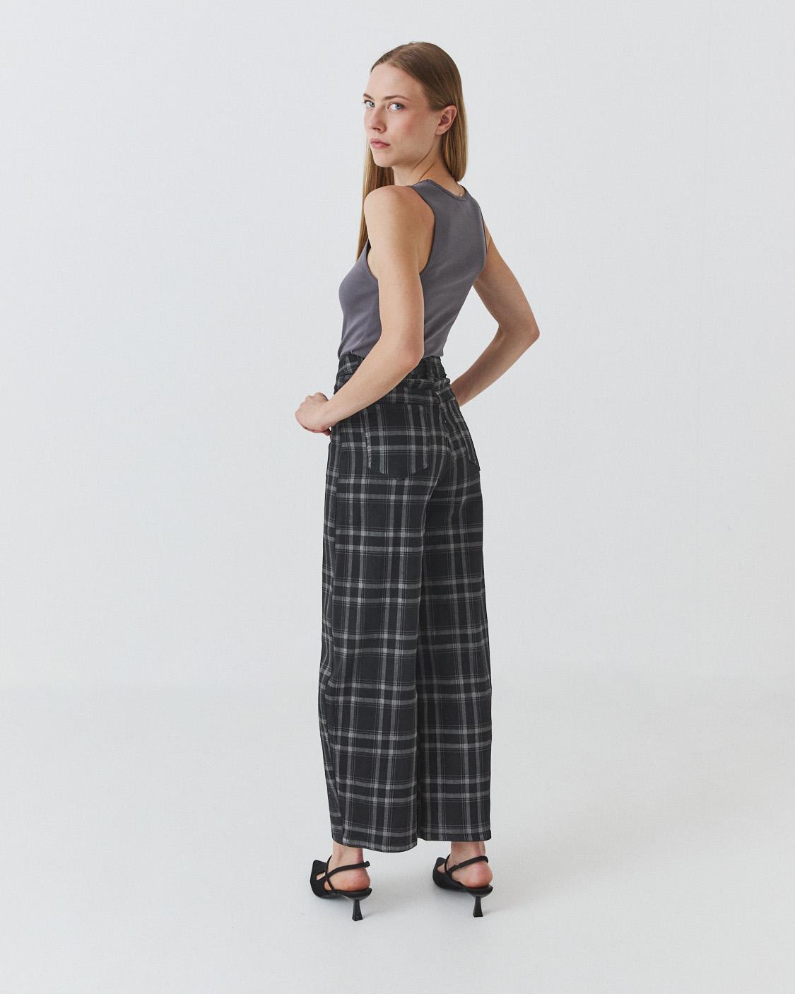 CHECKERED BALLOON PANTS