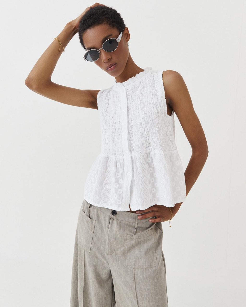 TOP NIDO ABEJA PEPLUM BORDADO