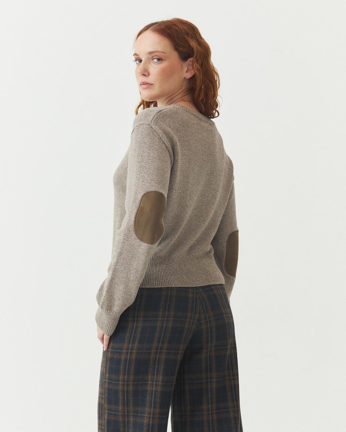 BUTTON-DOWN KNIT CARDIGAN