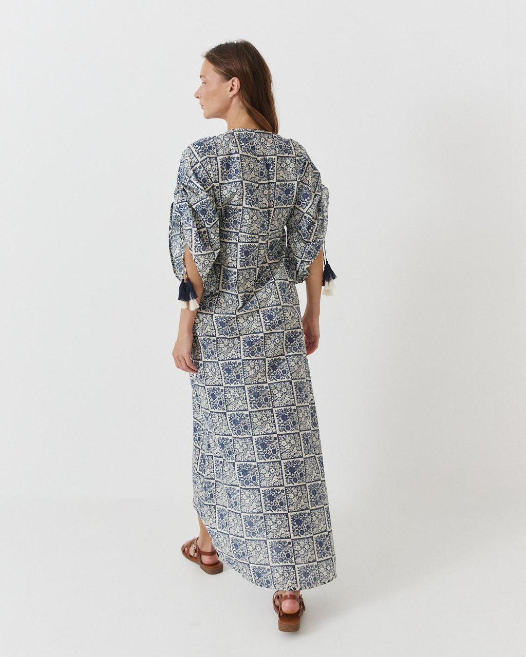 FLORAL KIMONO SLEEVE MAXI DRESS