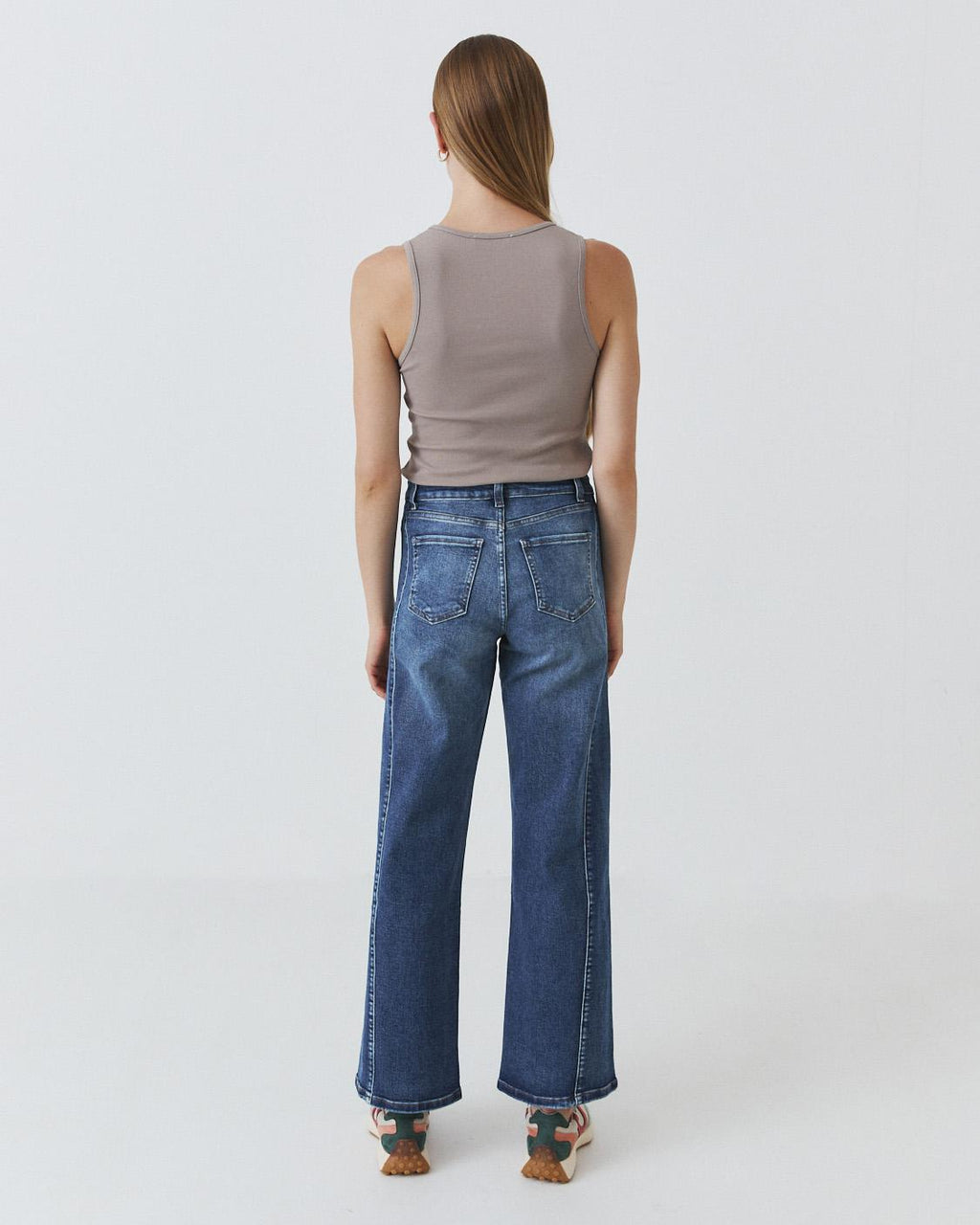 JEANS WIDE LEG COSTURA FRONTAL
