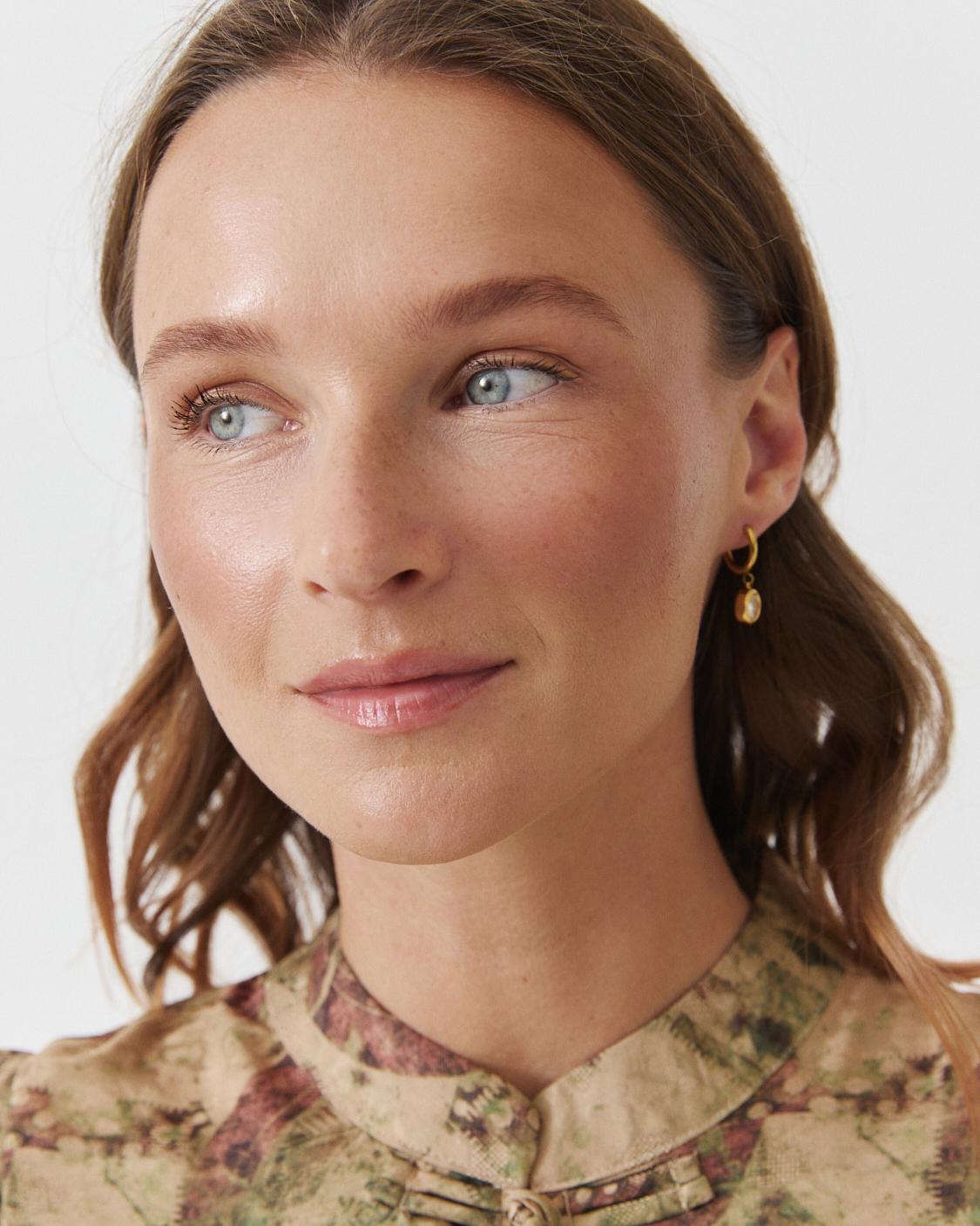 HANGING HOOP EARRINGS