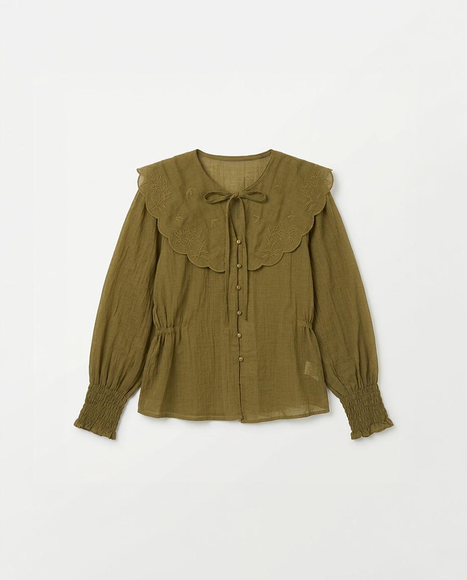 BLUSA CUELLO BEBE BORDADO