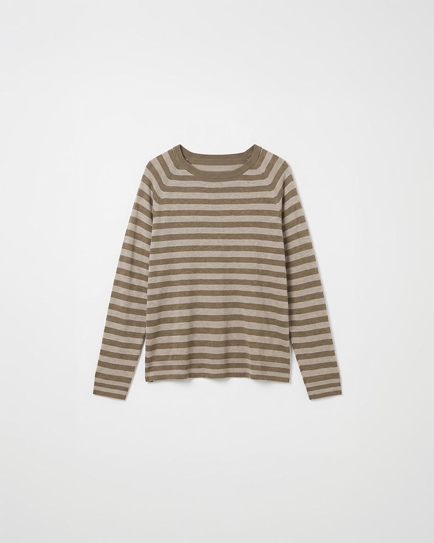 ROUND NECK STRIPED SWEATER